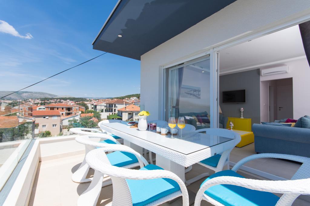 Apartments Soho Trogir Room photo